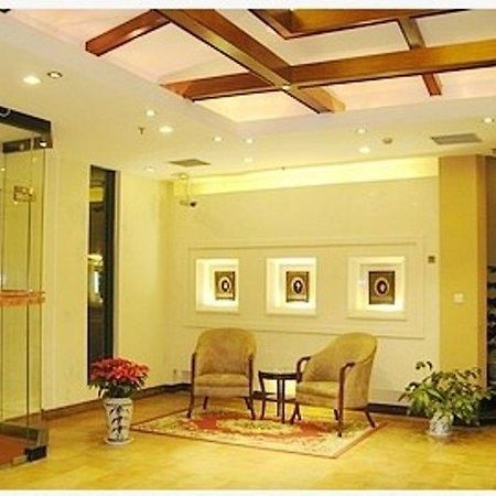 Baolong Homelike Hotel Luojing Branch Shanghái Exterior foto
